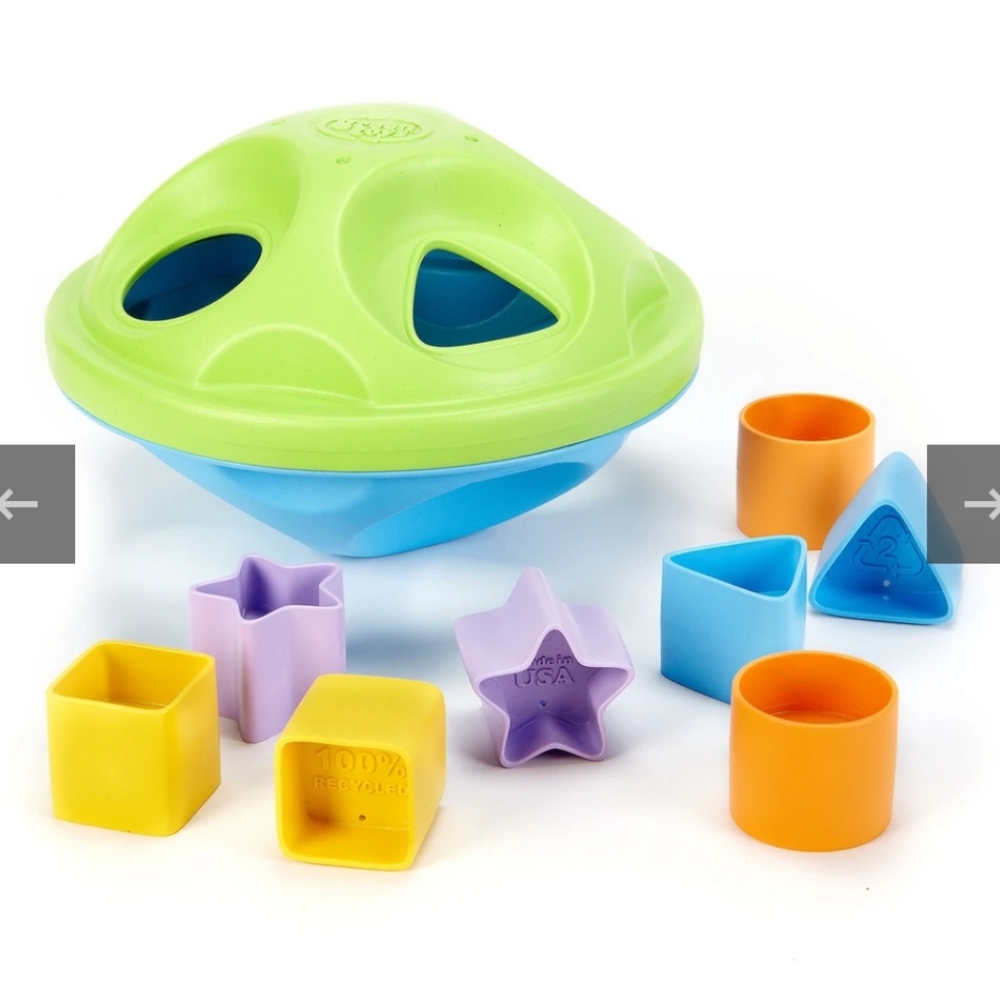🌍 Green Toys Shape Sorter [ages 6 mo+]